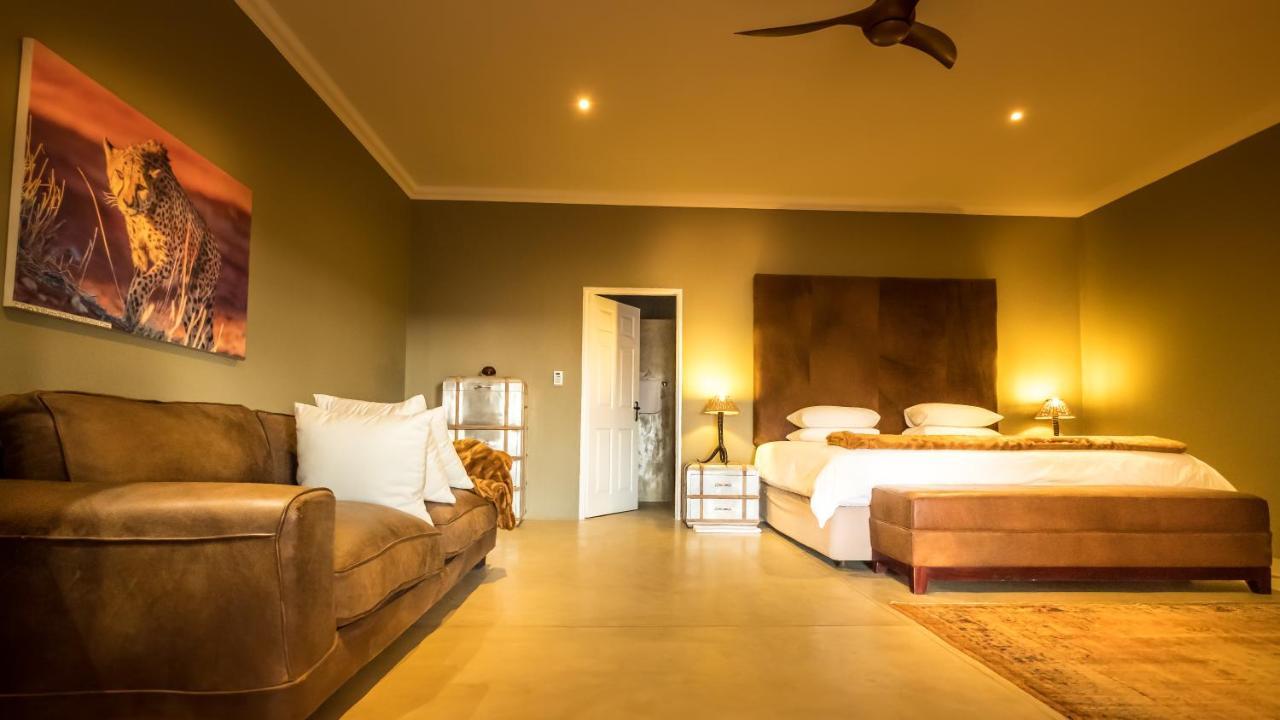 Bagatelle Kalahari Game Ranch Villa Hardap Bagian luar foto