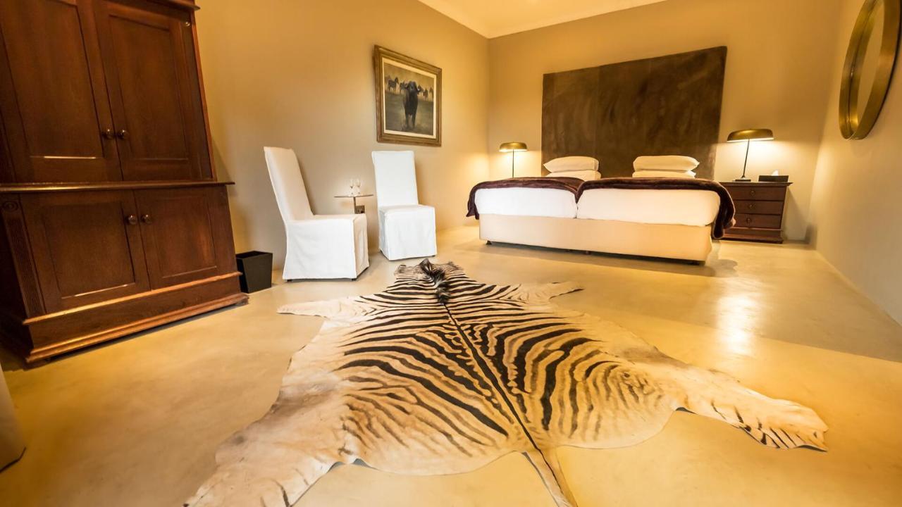 Bagatelle Kalahari Game Ranch Villa Hardap Bagian luar foto