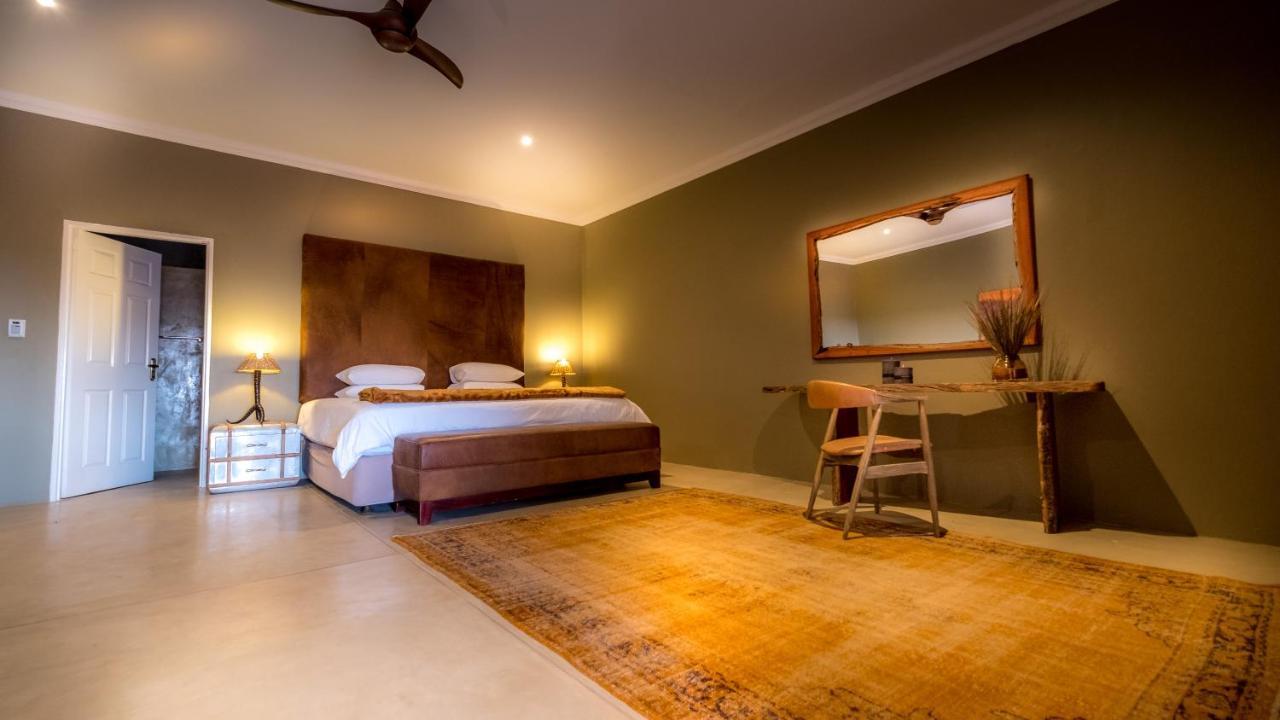 Bagatelle Kalahari Game Ranch Villa Hardap Bagian luar foto