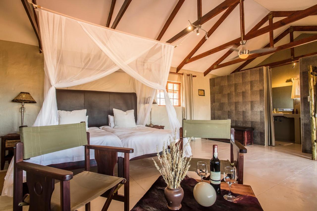Bagatelle Kalahari Game Ranch Villa Hardap Bagian luar foto
