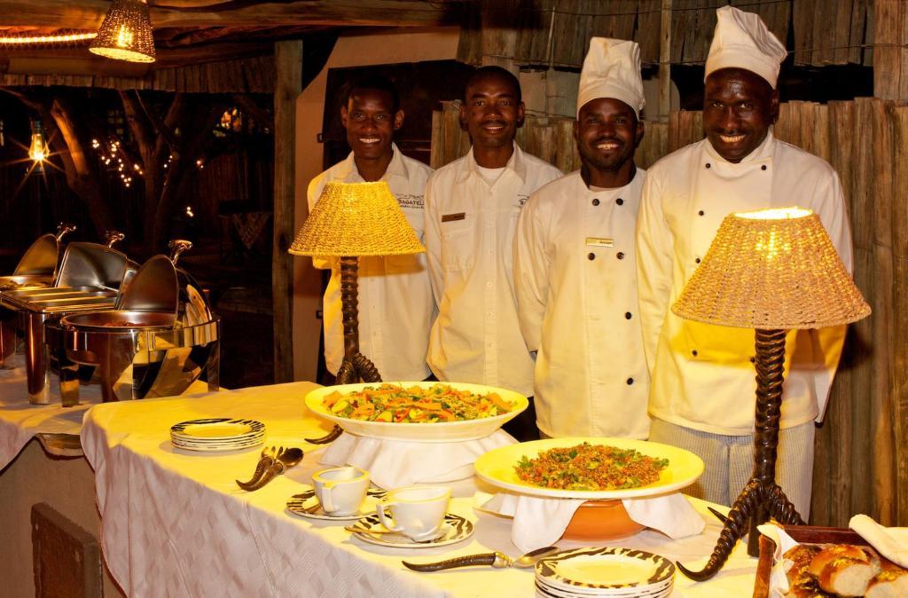 Bagatelle Kalahari Game Ranch Villa Hardap Bagian luar foto