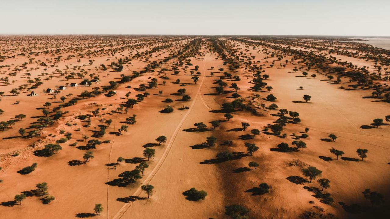 Bagatelle Kalahari Game Ranch Villa Hardap Bagian luar foto