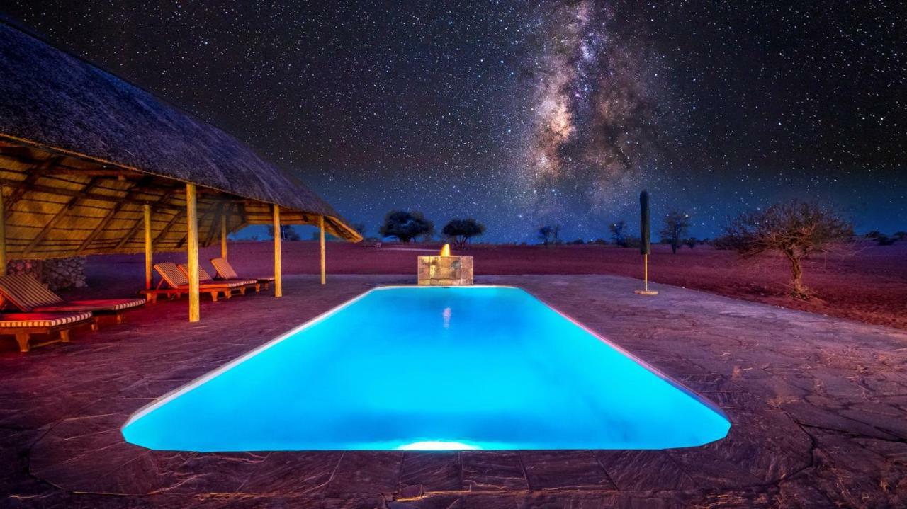 Bagatelle Kalahari Game Ranch Villa Hardap Bagian luar foto