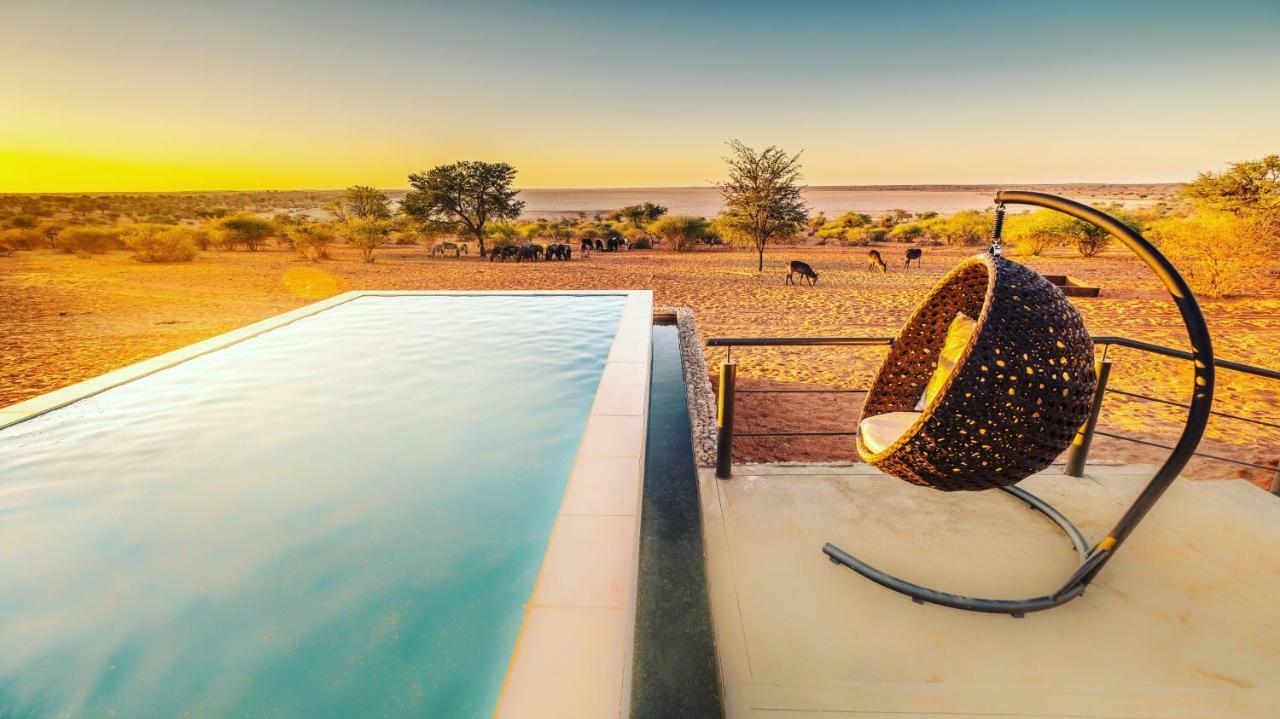 Bagatelle Kalahari Game Ranch Villa Hardap Bagian luar foto