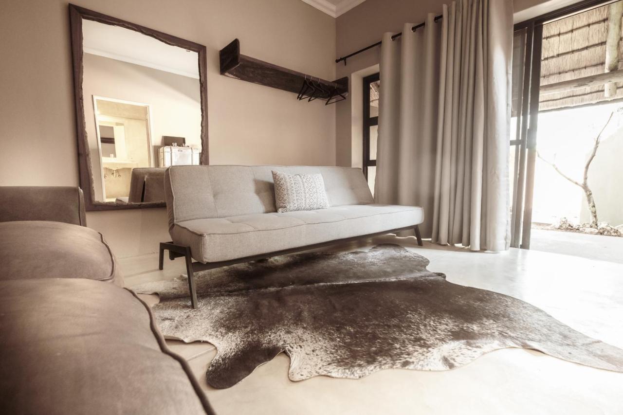 Bagatelle Kalahari Game Ranch Villa Hardap Bagian luar foto